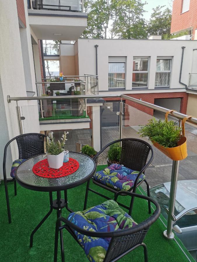 Apartament Ibiza przy plaży Rewal Zewnętrze zdjęcie
