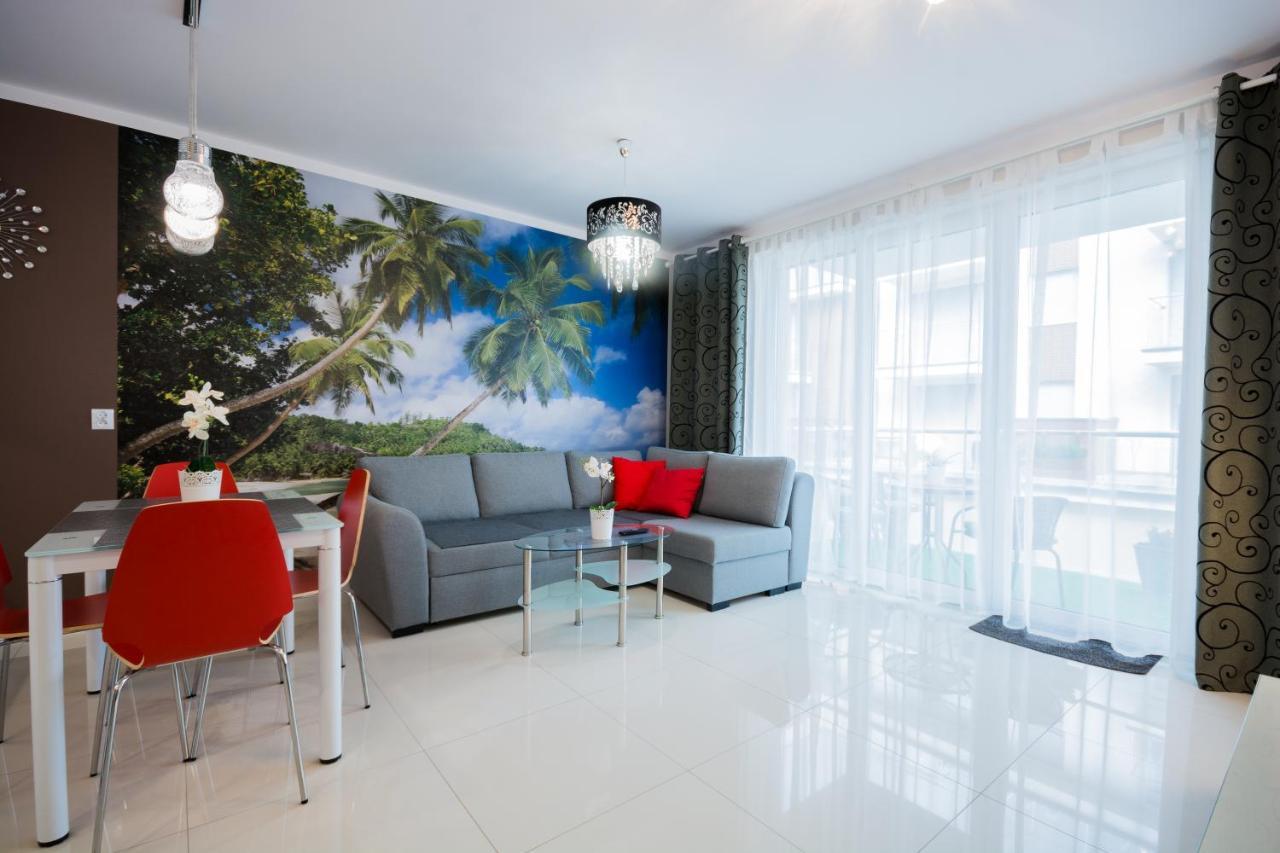 Apartament Ibiza przy plaży Rewal Zewnętrze zdjęcie