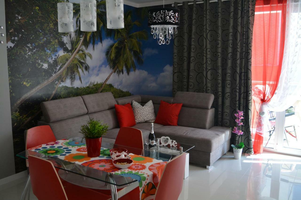 Apartament Ibiza przy plaży Rewal Zewnętrze zdjęcie
