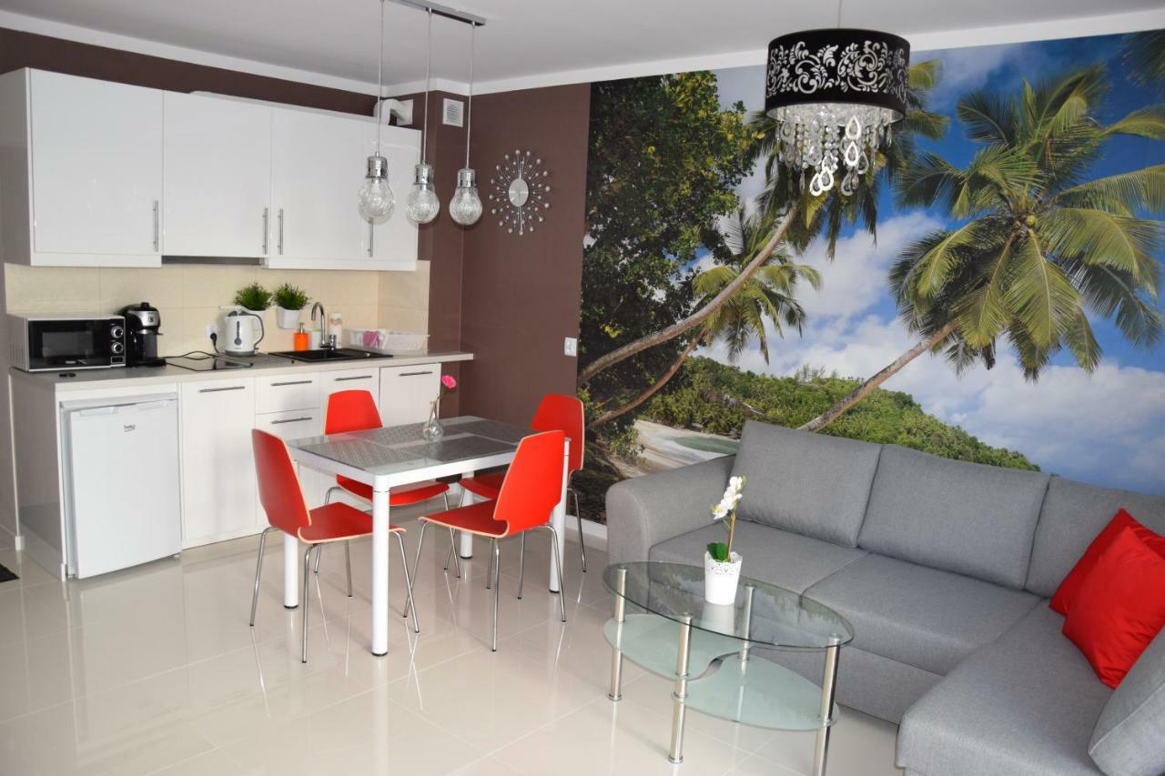 Apartament Ibiza przy plaży Rewal Zewnętrze zdjęcie