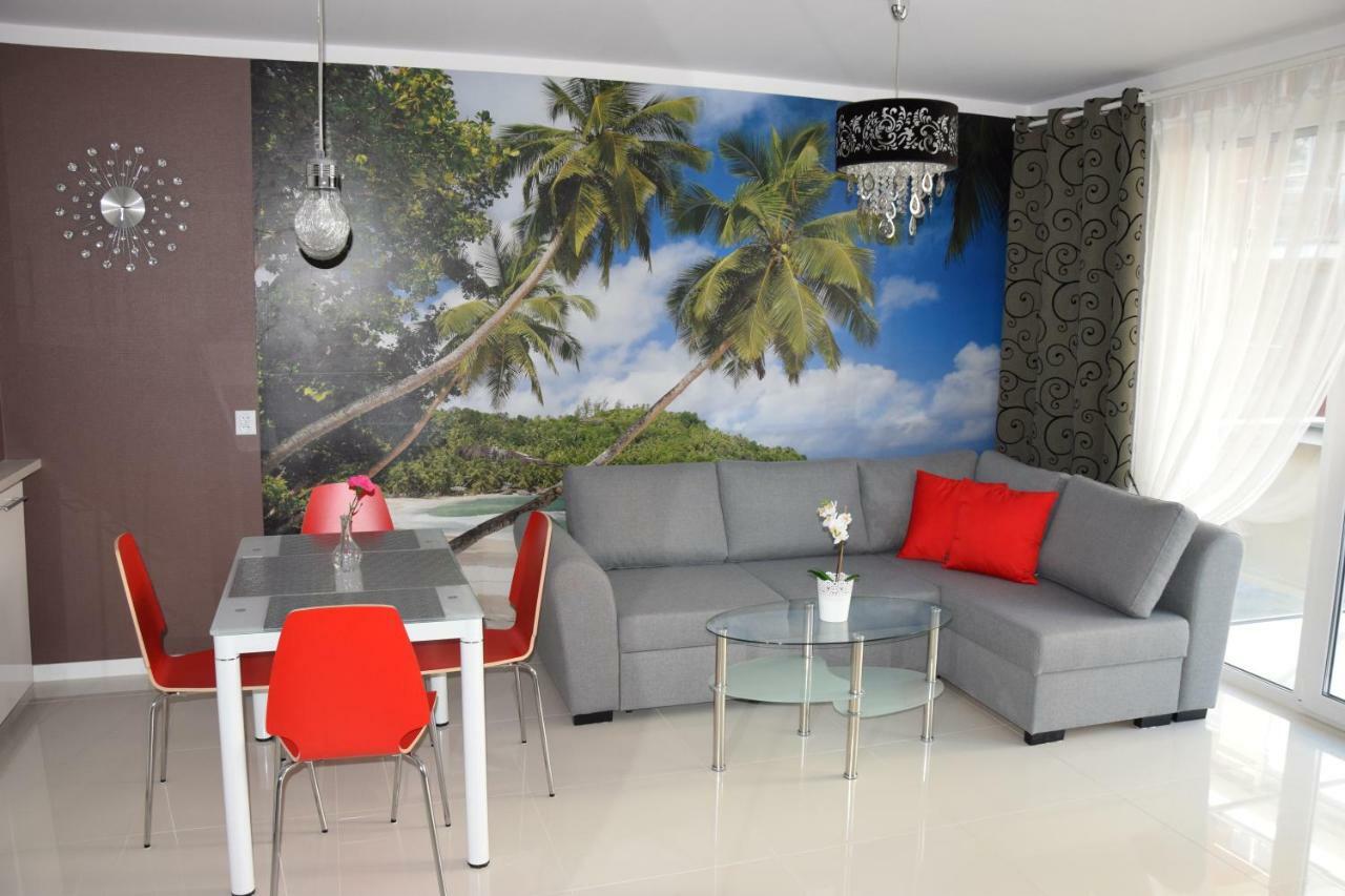 Apartament Ibiza przy plaży Rewal Zewnętrze zdjęcie